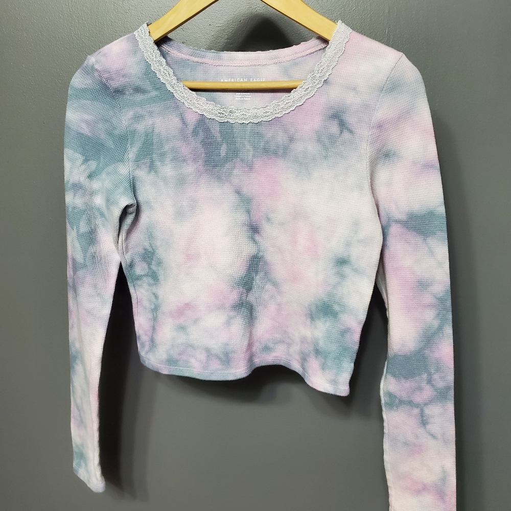 American Eagle Tie Die Long Sleeve Crop Top